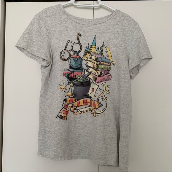 Harry Potter Wizarding World T-shirt - Picture 1 of 4